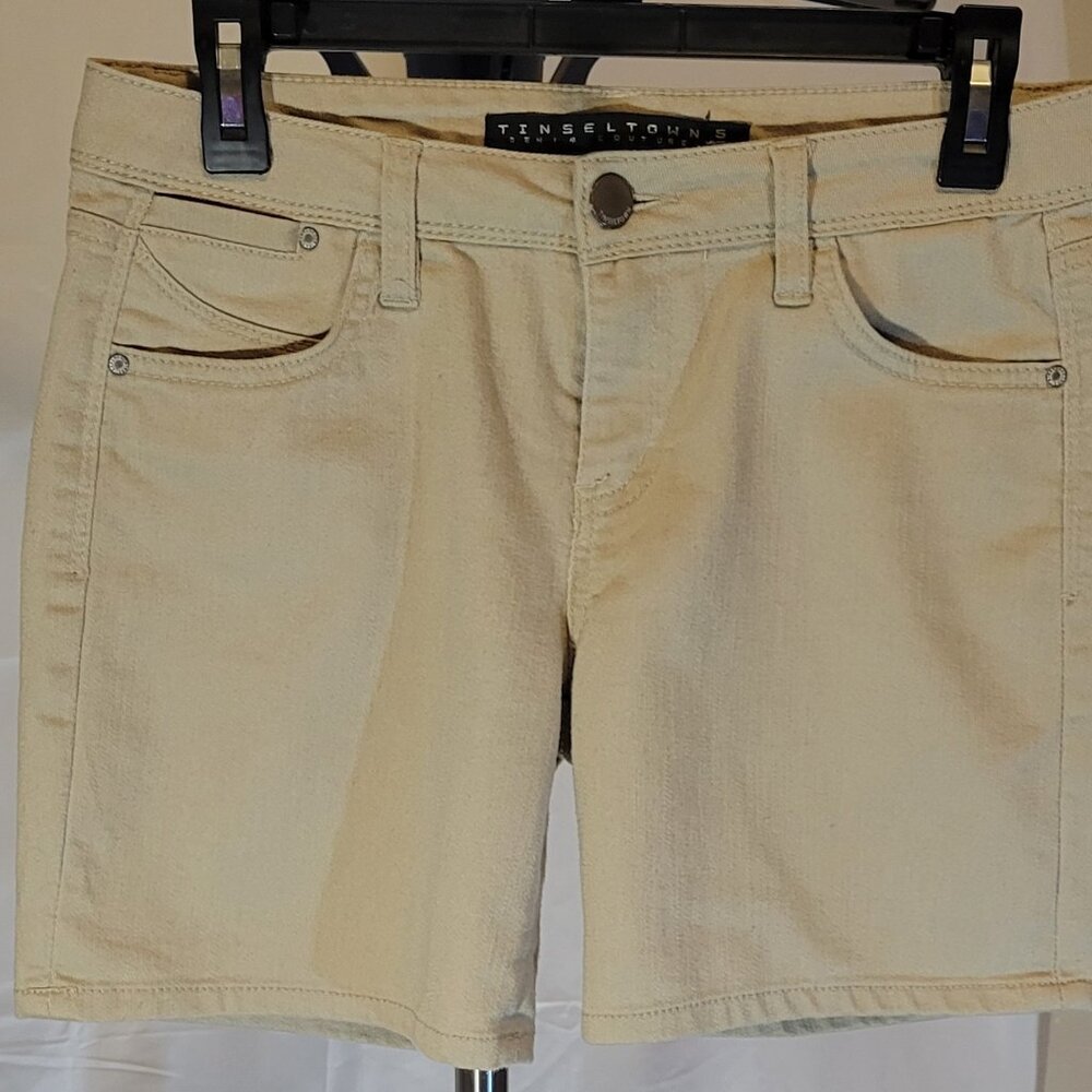 TINSELTOWN Beige Denim Shorts